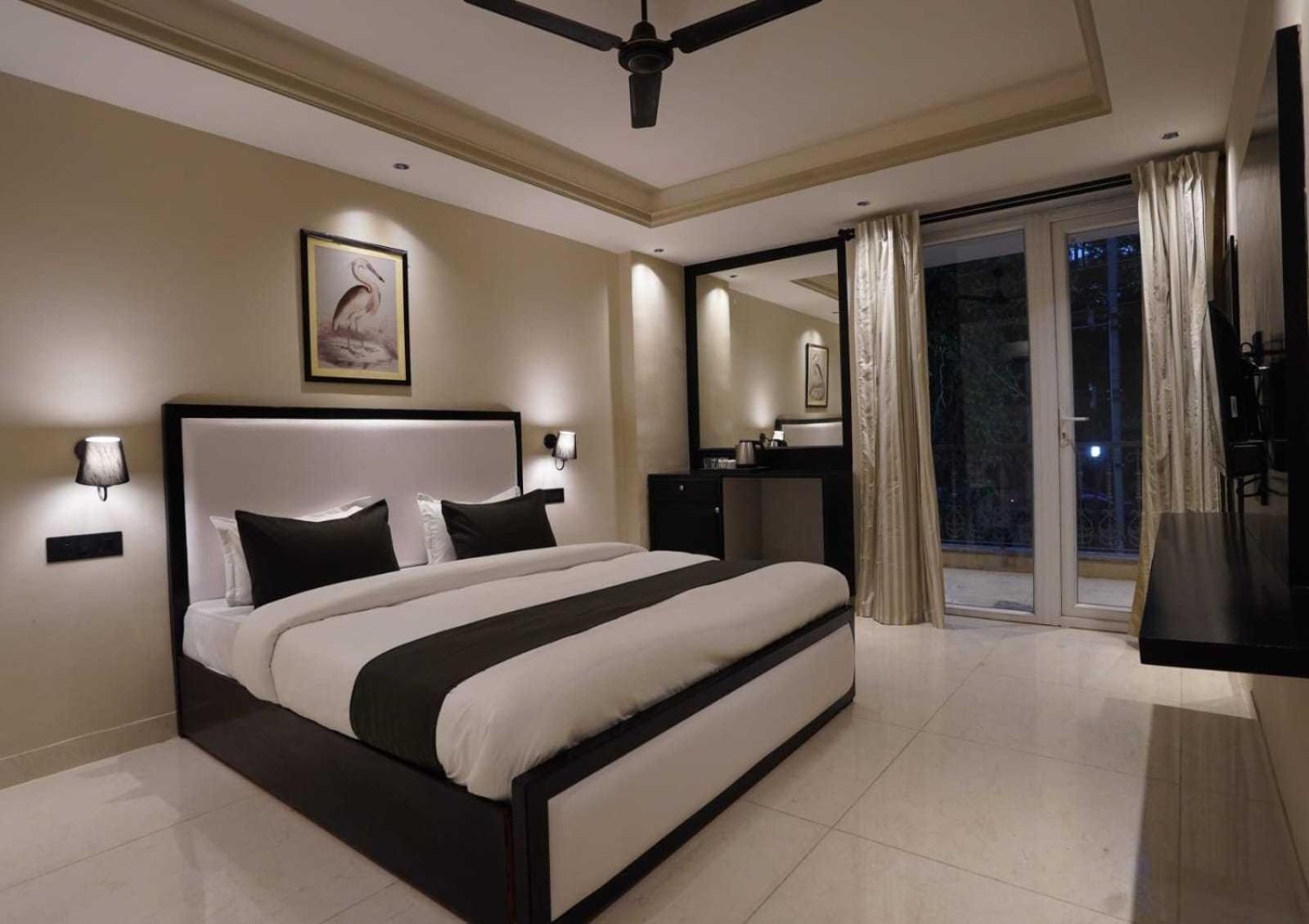 Hotel Ivy Plaza New Delhi Luaran gambar